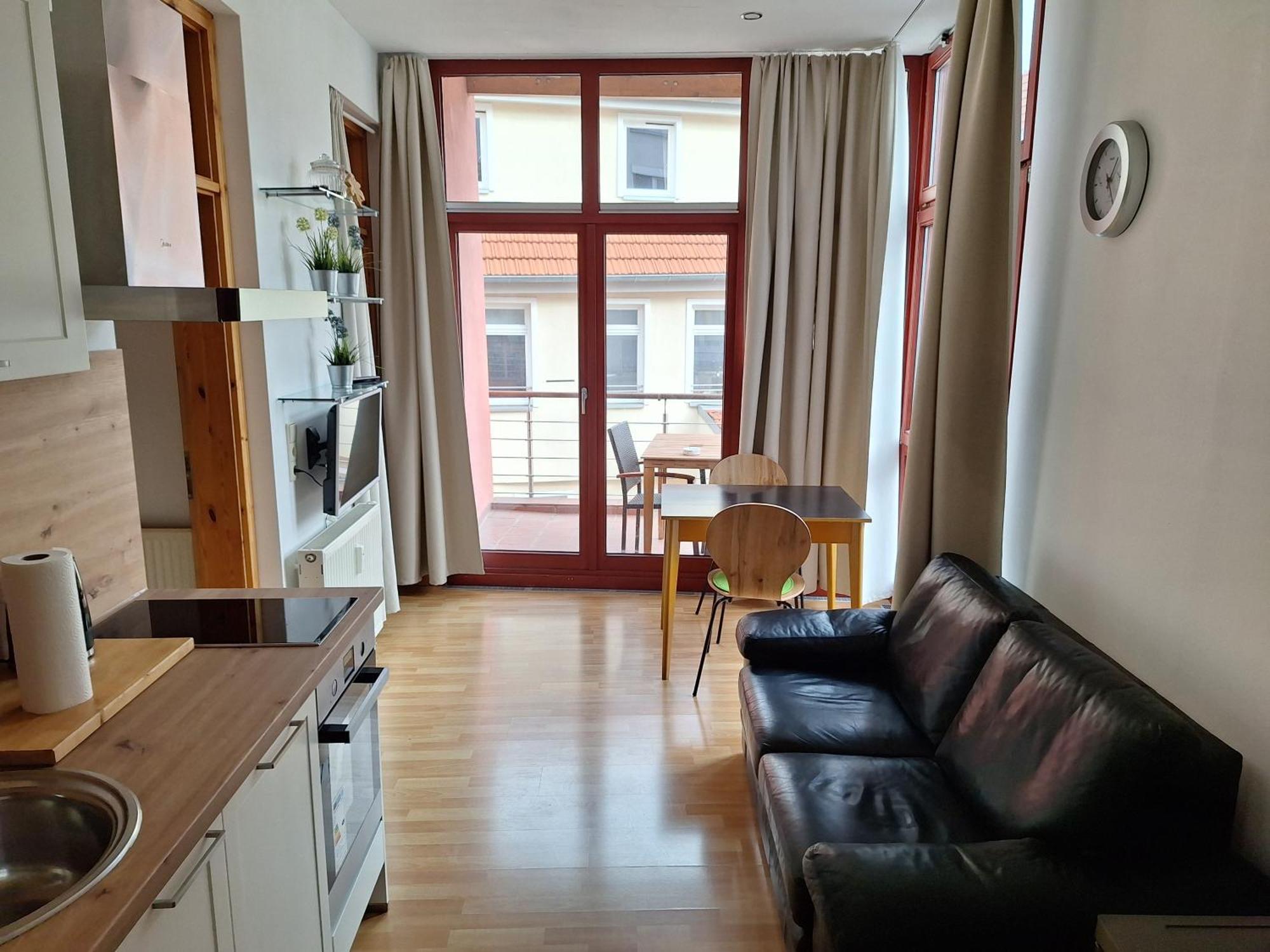 beliebtes City-Apartment Reutlingen Exterior foto